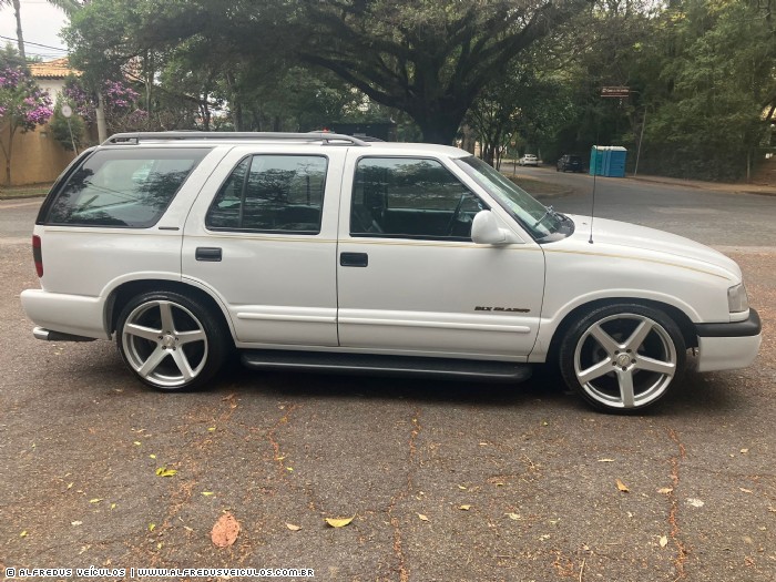 X RARIDADES BLAZER EXECUTIVE 4.3 V6 2000/2000